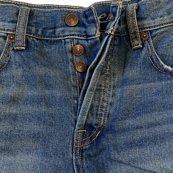 WE THE FREE Sophia Mid Rise Distressed Button Fly Denim Shorts Size 28 - Picture 3 of 15
